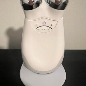 NuFACE White Facial Toning Device
